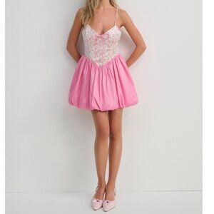 NWOT FOR LOVE AND LEMONS SARIYA PK ROSE VELVET & TAFFETA BUBBLE HEM MINI DRESS S